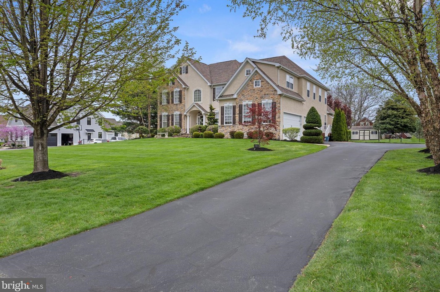 3234 Hamilton Ln, Boothwyn PA  19060-1755 exterior