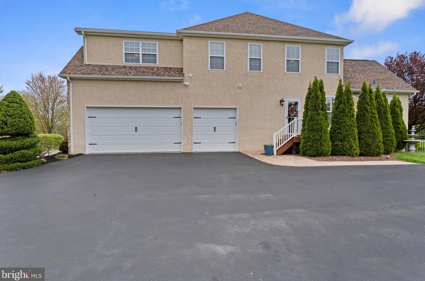 3234 Hamilton Ln, Boothwyn PA  19060-1755 exterior