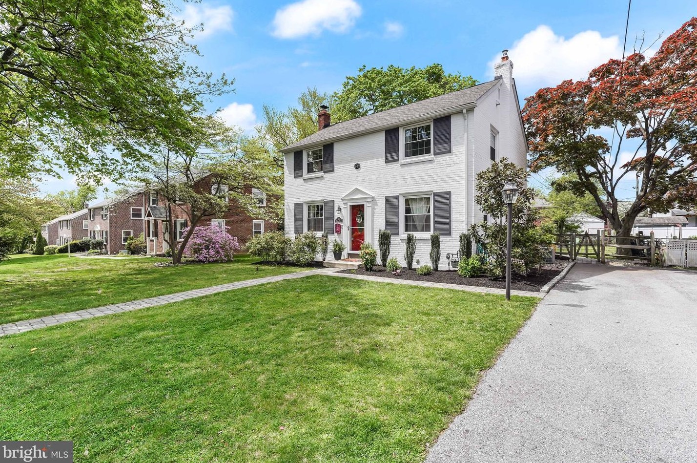 66 Worrell Dr, Coal Township, PA 19064