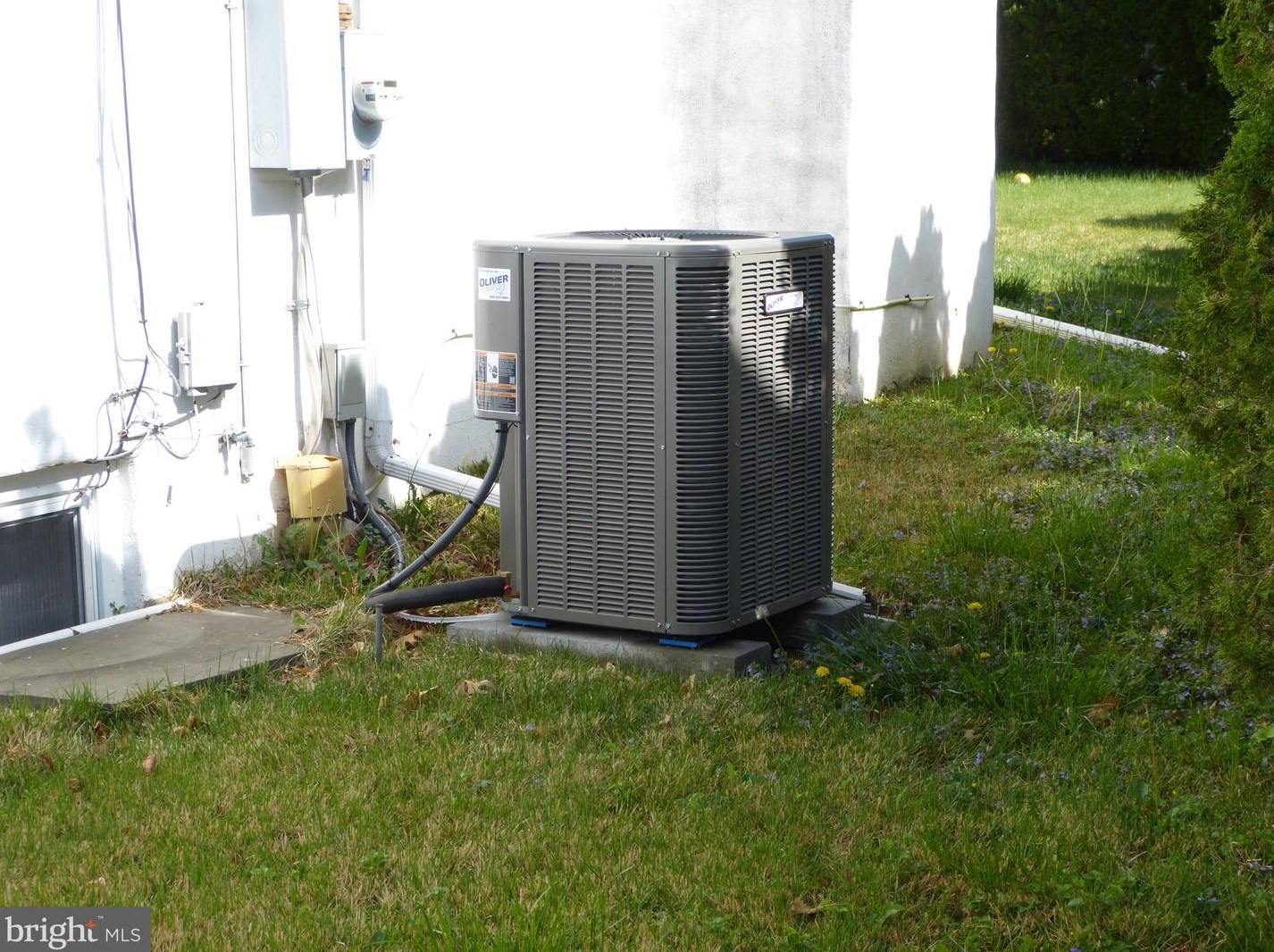 27 Fairhill Rd, Morton PA  19070-1010 exterior