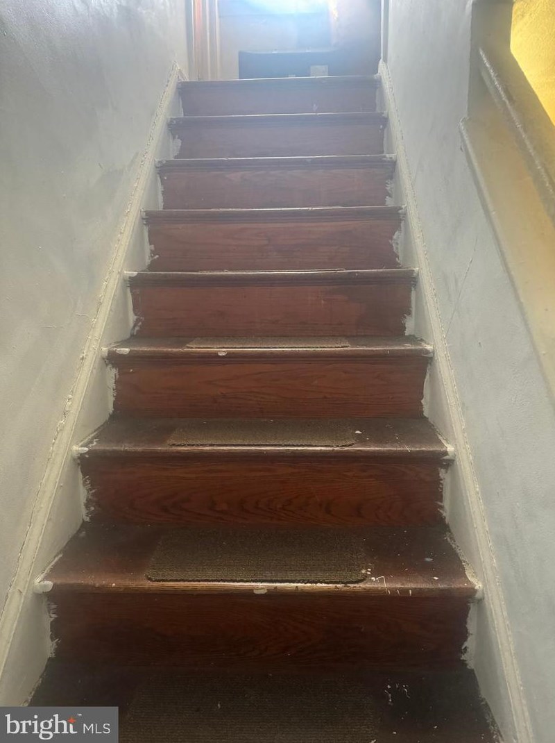 2626 Mccarey St, Chester PA  19013-2031 exterior