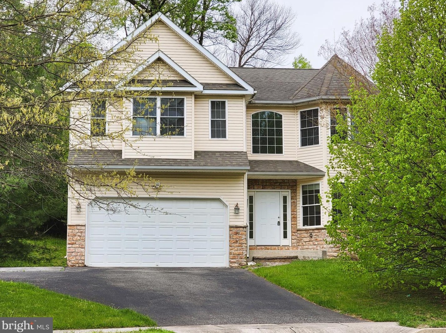115 Louise Dr, Boothwyn, PA 19061-2488