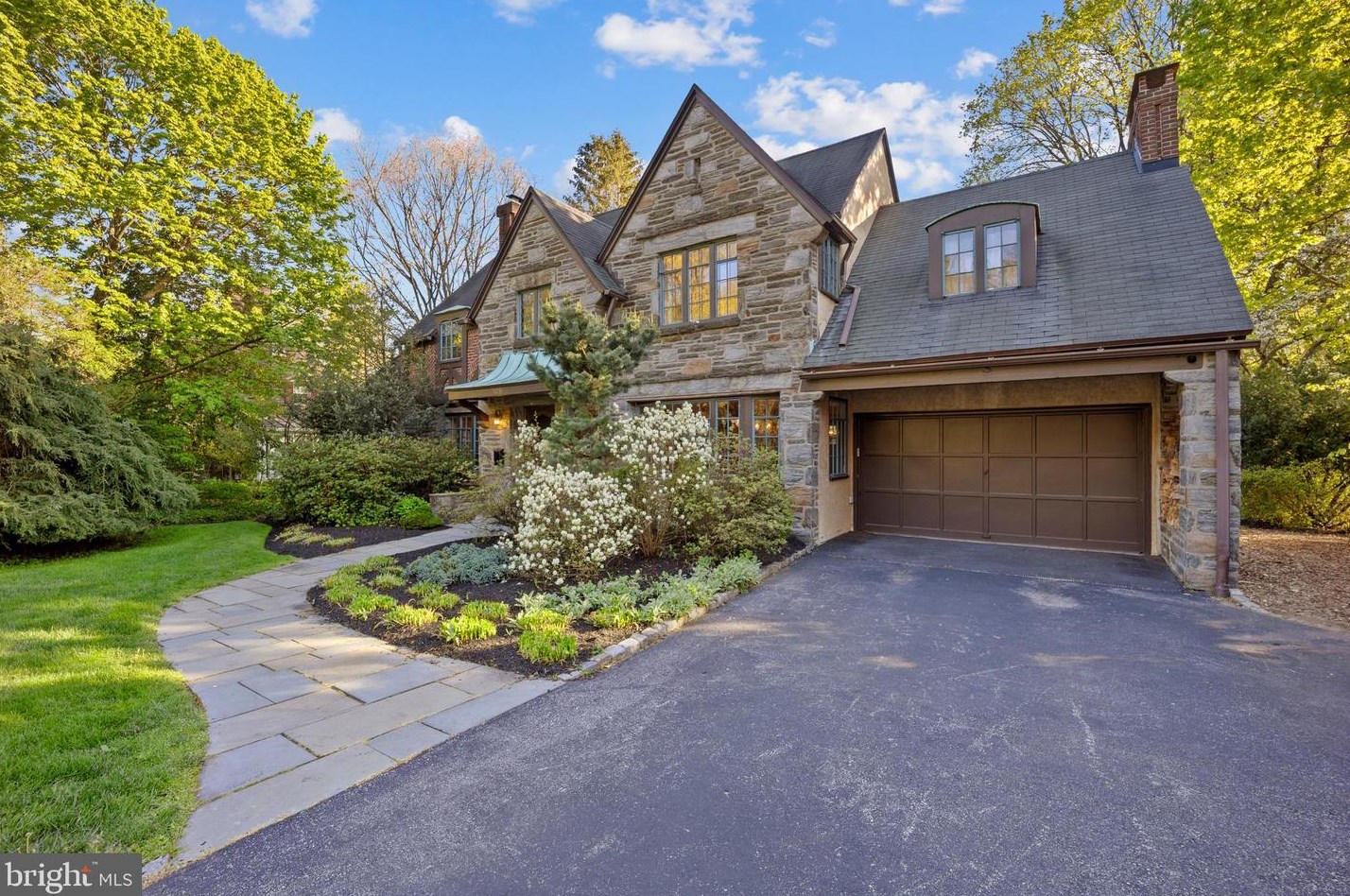 105 Stratford Ln, Media, PA 19086