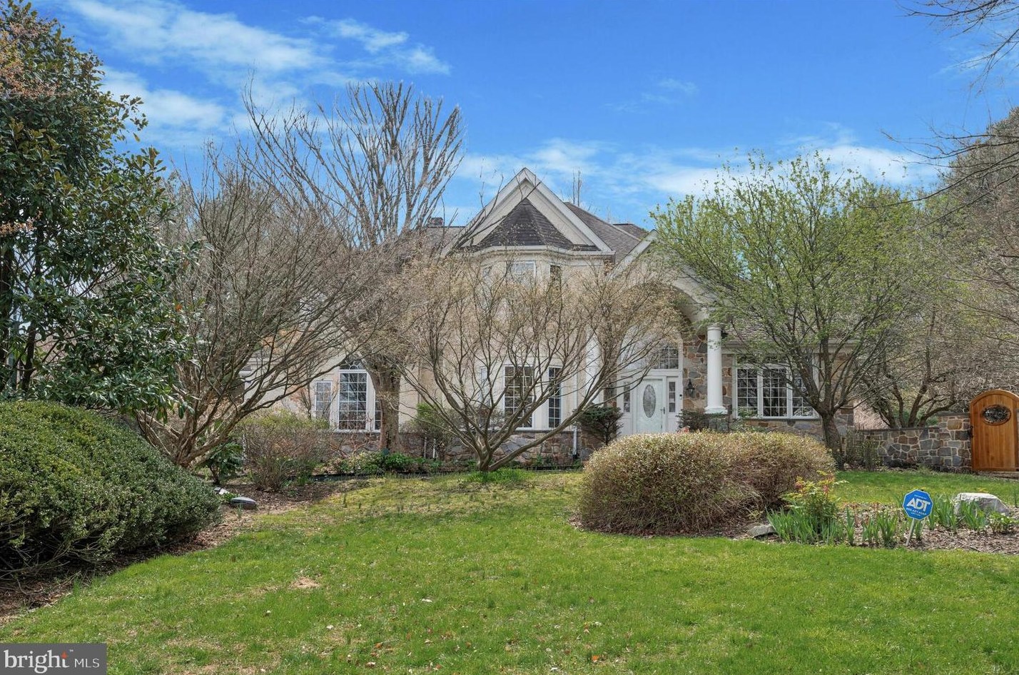 45 Thornbird Way, Newtown Square, PA 19073