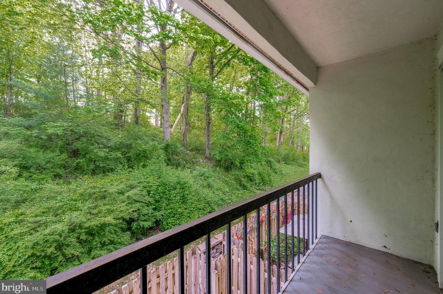 154 W Kenilworth Cir, Newtown Square, PA 19073