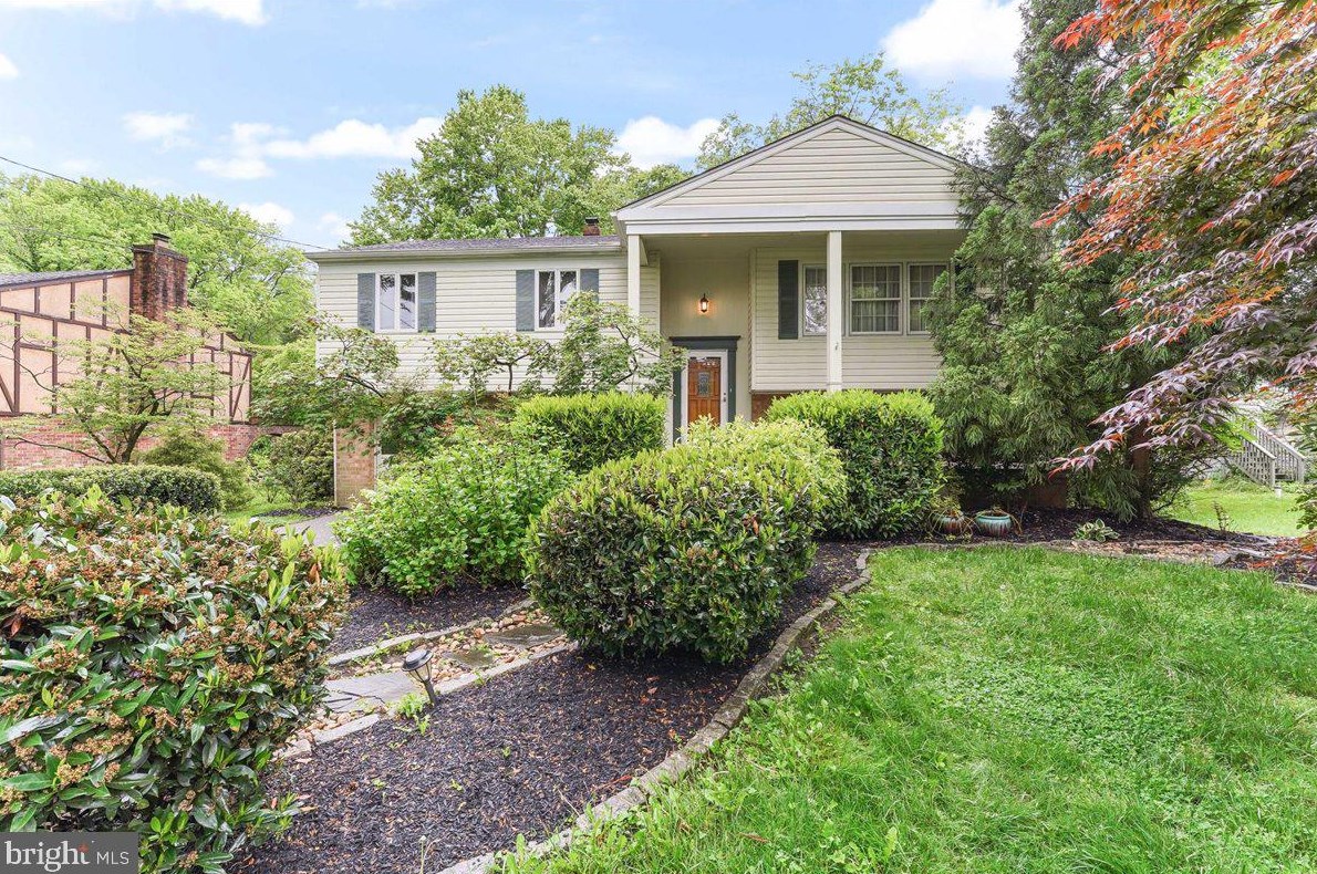 1169 Muhlenberg Ave, Swarthmore, PA 19081-2121
