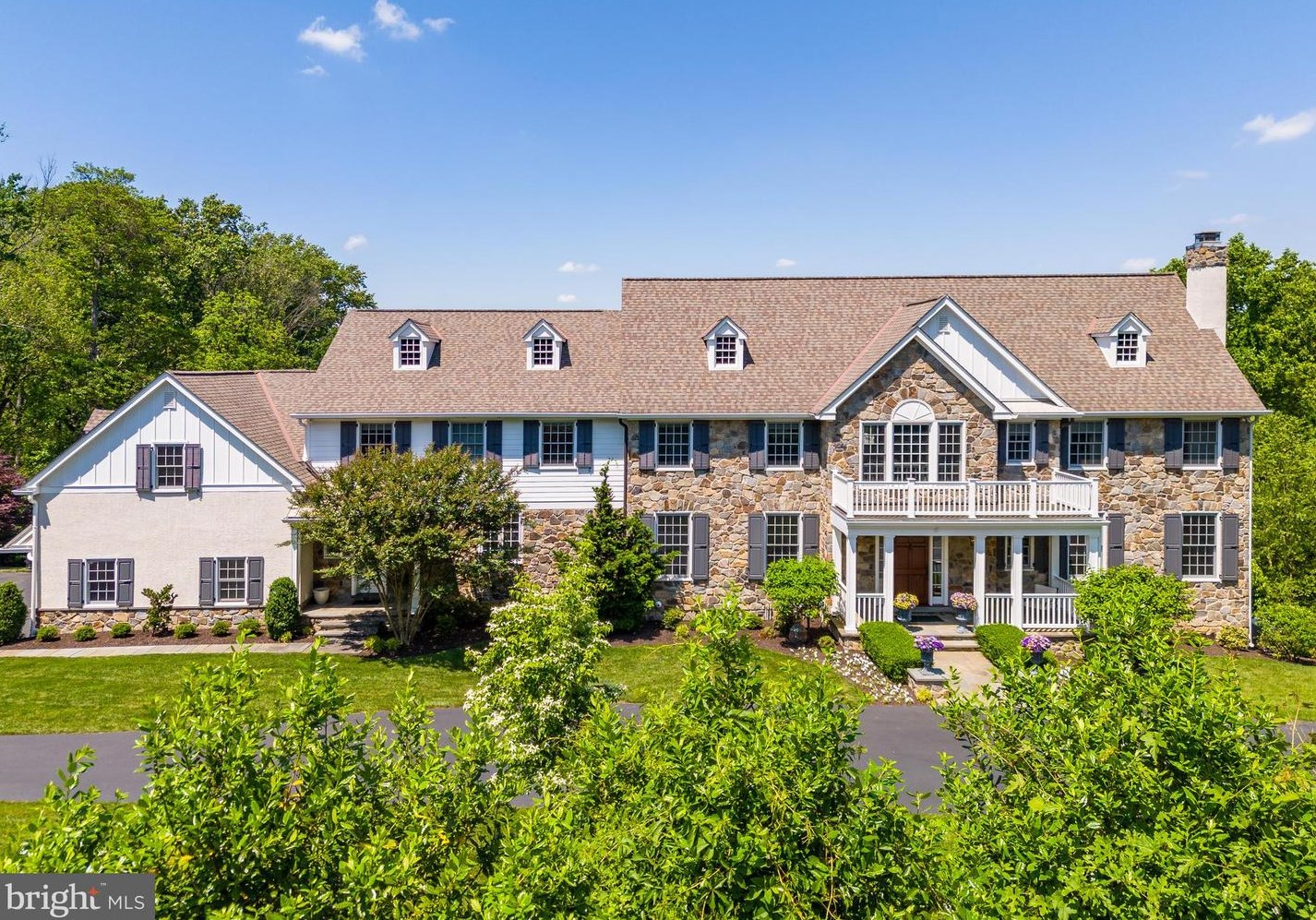647 Andover Rd, Newtown Square, PA 19073-1411
