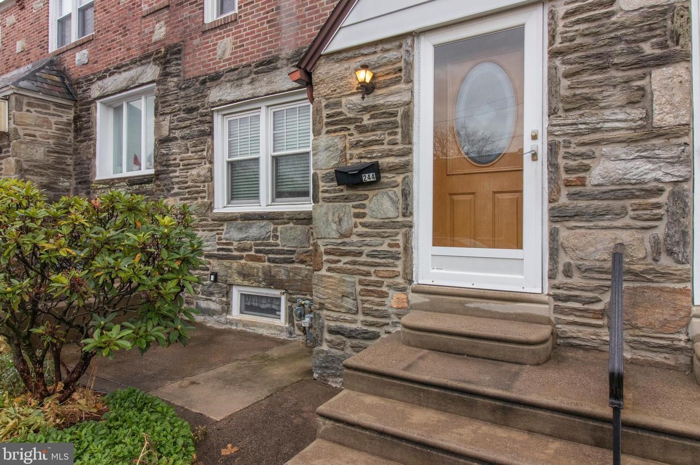 244 Barclay Rd, Upper Darby, PA 19082