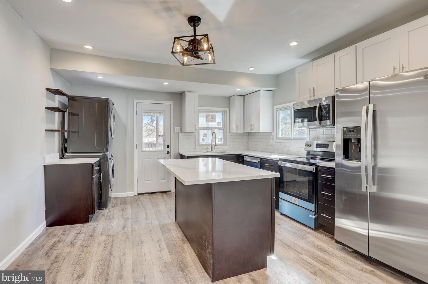 1652 Chichester Ave, Boothwyn PA  19061-4215 exterior