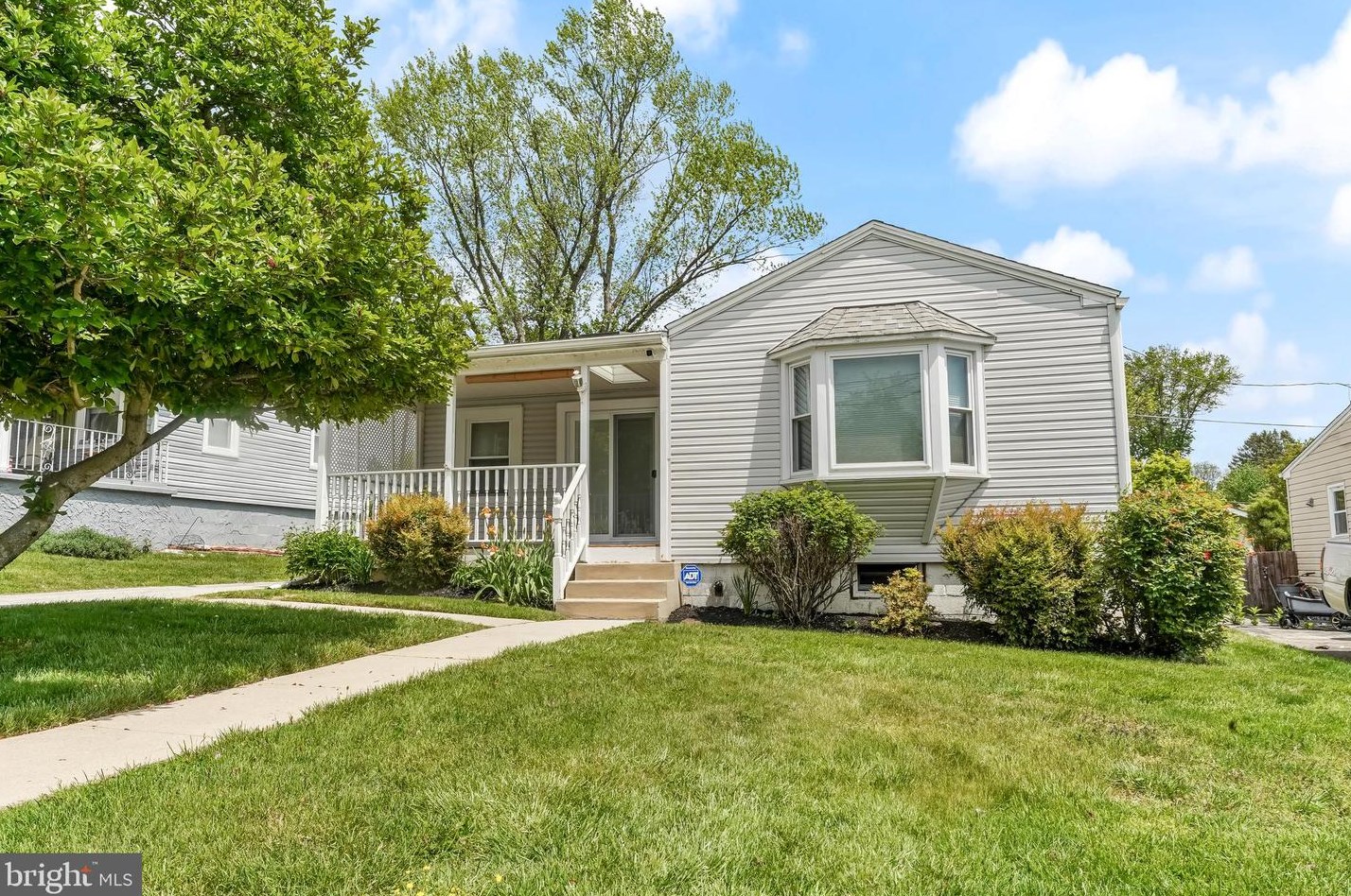 4925 Demaio Dr, Chester, PA 19015-1103