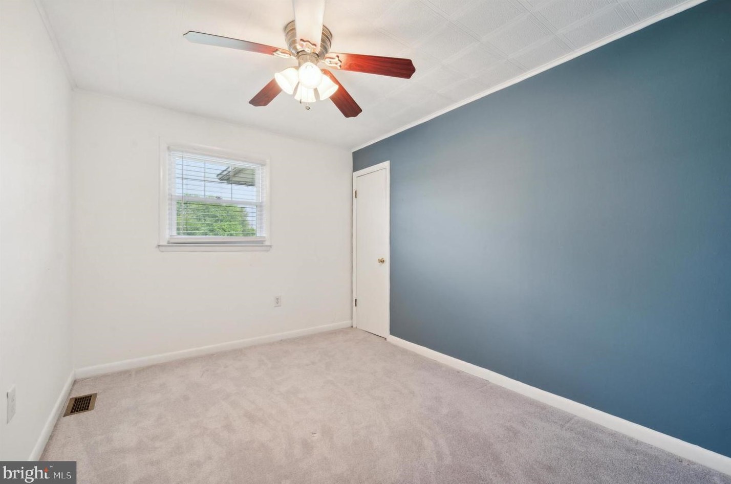 1125 Clements Ave, Boothwyn PA  19061-3511 exterior