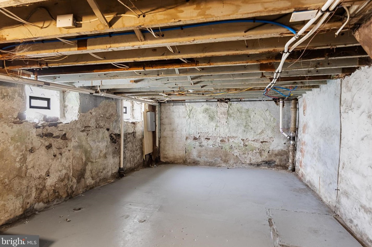 2425 Madison St, Chester PA 19013-4617 exterior