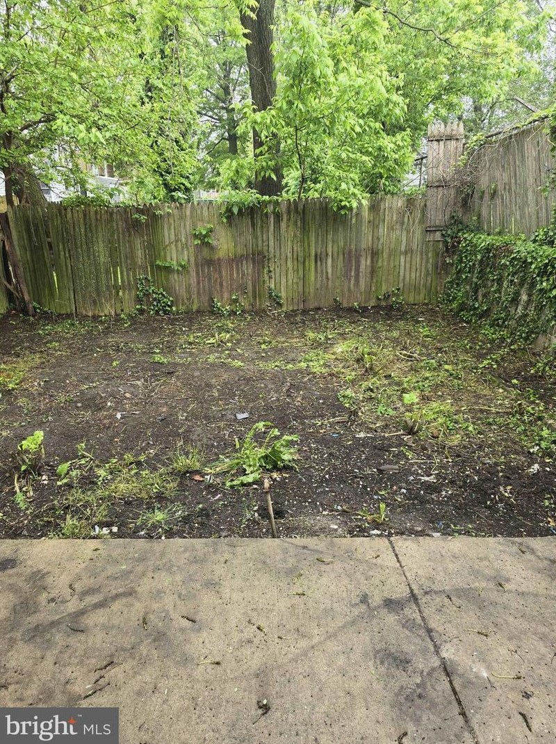 1800 Potter St, Chester PA  19013-5406 exterior