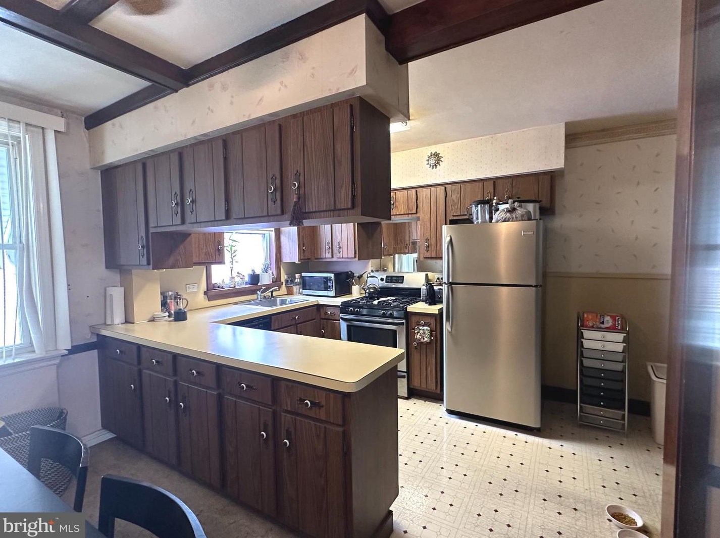 114 Westdale Rd, Upper Darby PA  19082-1421 exterior