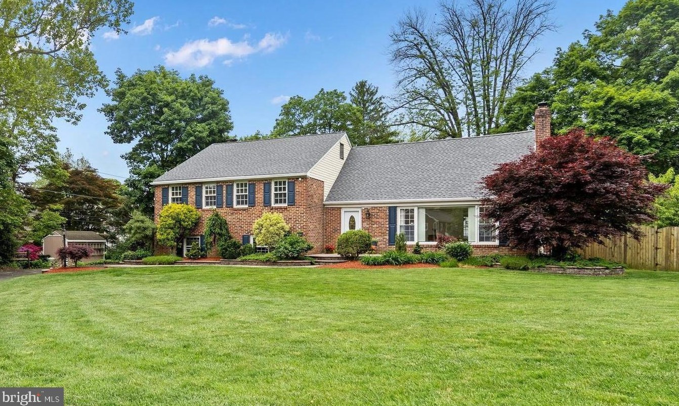200 Dogwood Ln, Media, PA 19086-6006
