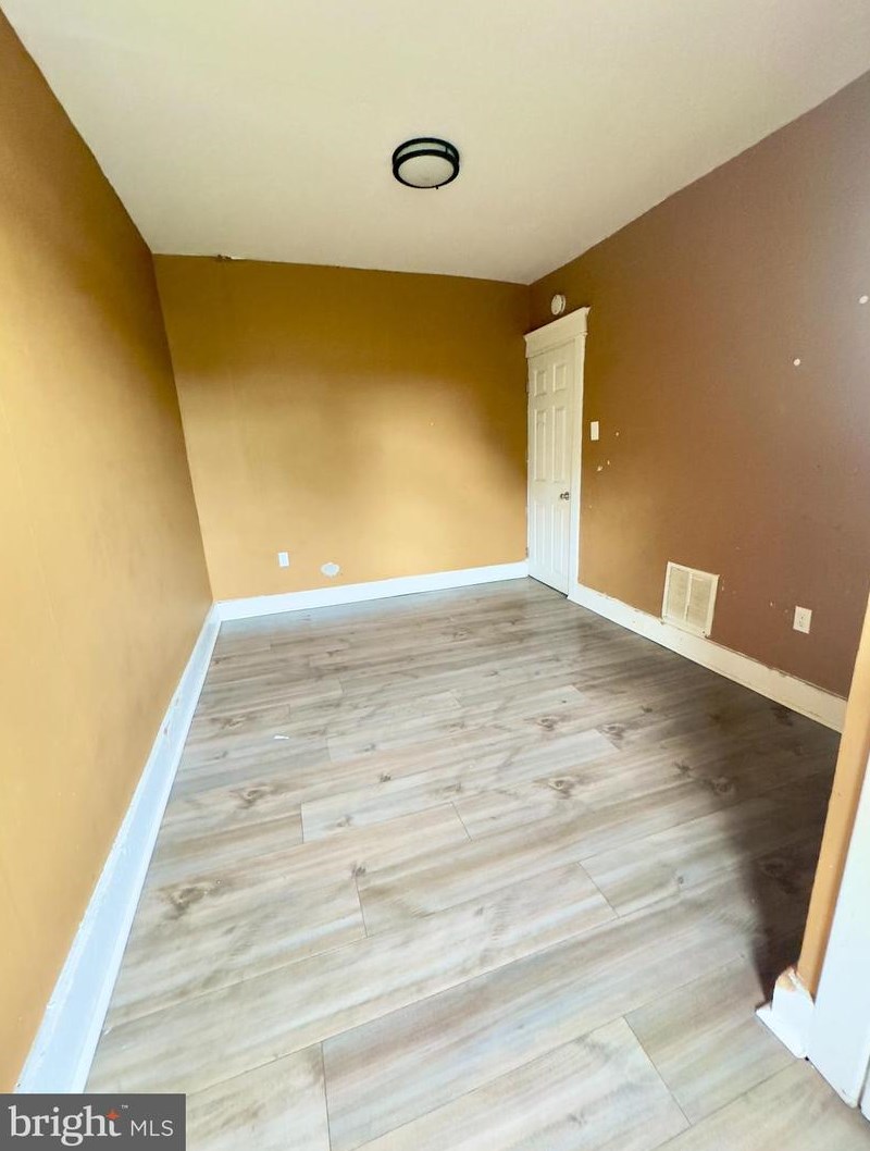 1002 Mcdowell Ave, Chester PA 19013-6322 exterior