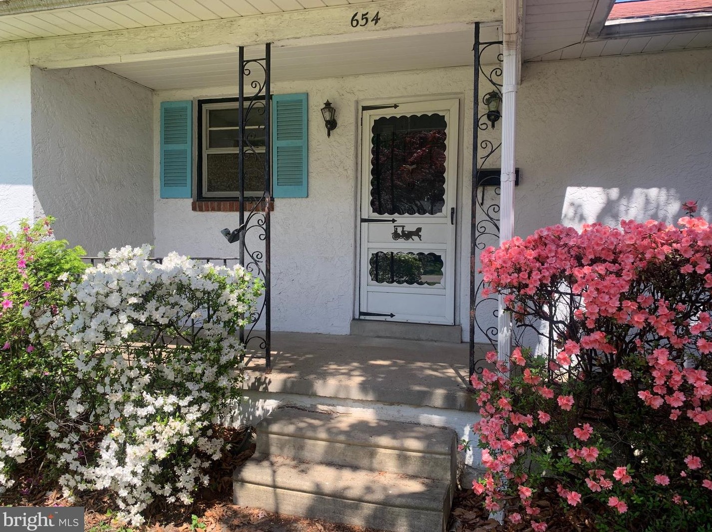 654 Wyndom Ter, Holmes, PA 19043-1025