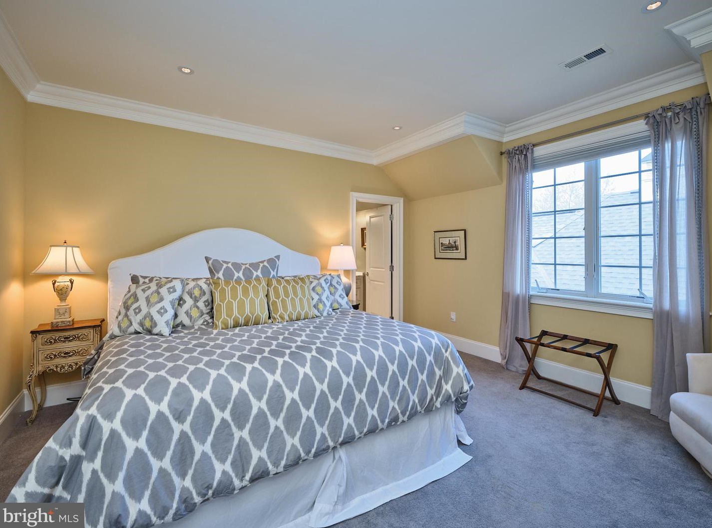 110 Grn Ln, Haverford PA  19041-2026 exterior