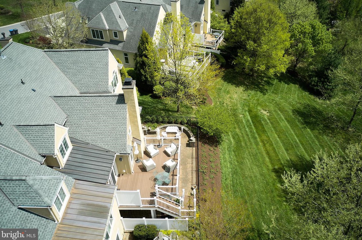 110 Grn Ln, Haverford PA  19041-2026 exterior