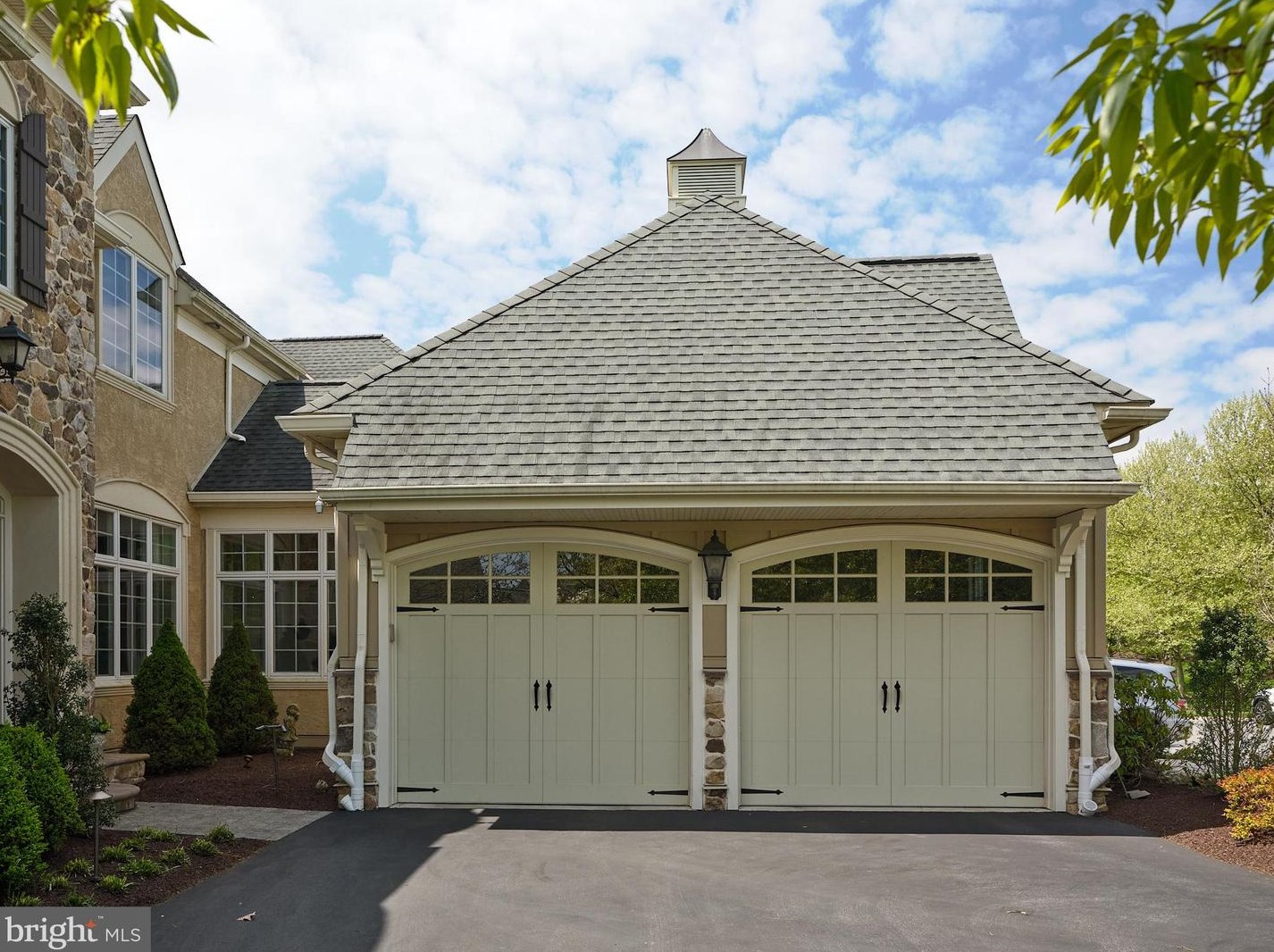 110 Green Ln, Haverford PA  19041-2025 exterior