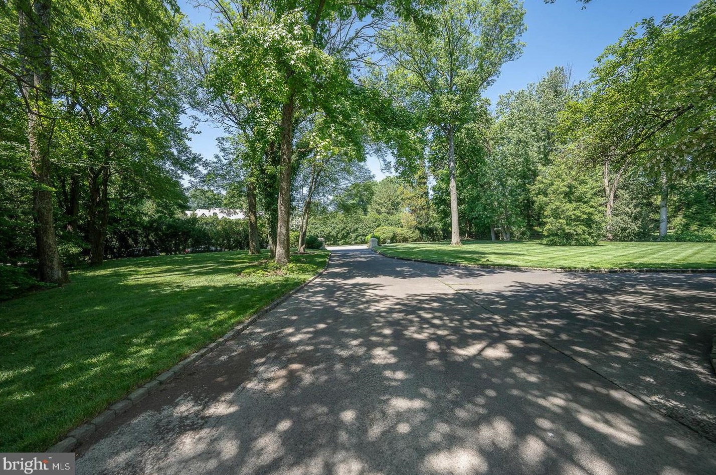 71 Tunbridge Rd, Haverford PA  19041-1038 exterior
