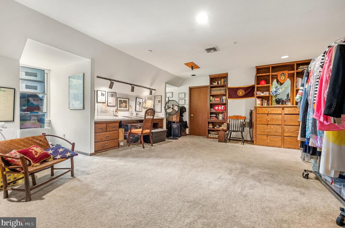 71 Tunbridge Rd, Haverford PA  19041-1038 exterior