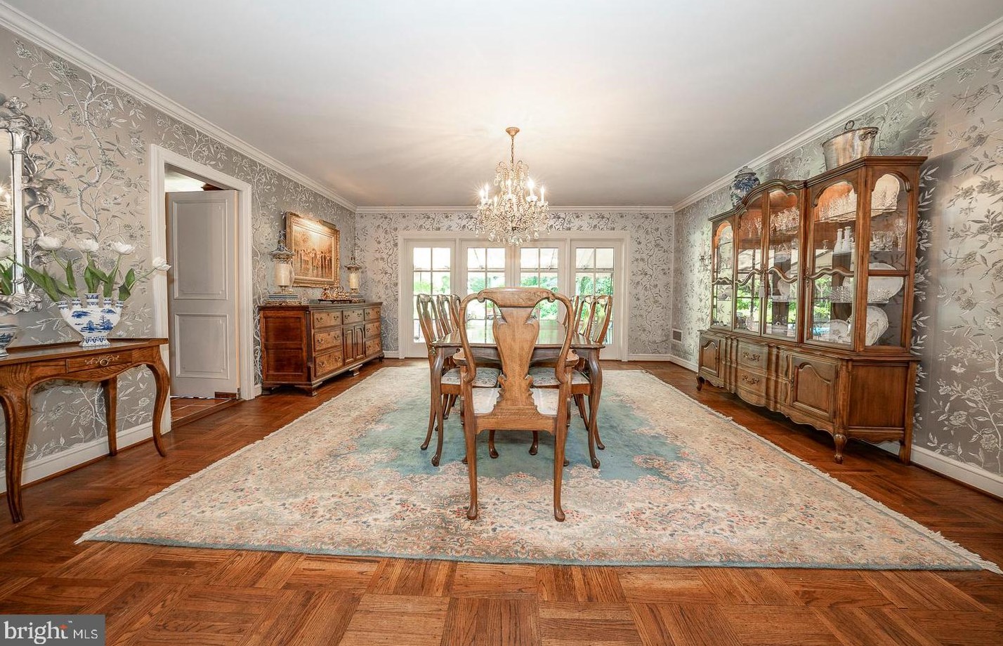 71 Tunbridge Rd, Haverford PA  19041-1038 exterior