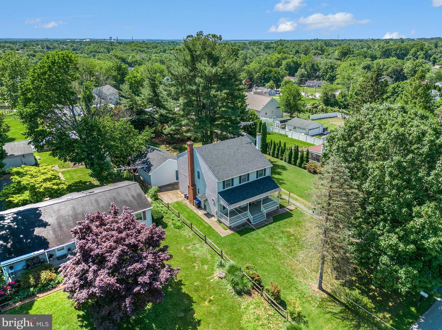 1829 Laurel Ave, Boothwyn PA 19061-2740 exterior