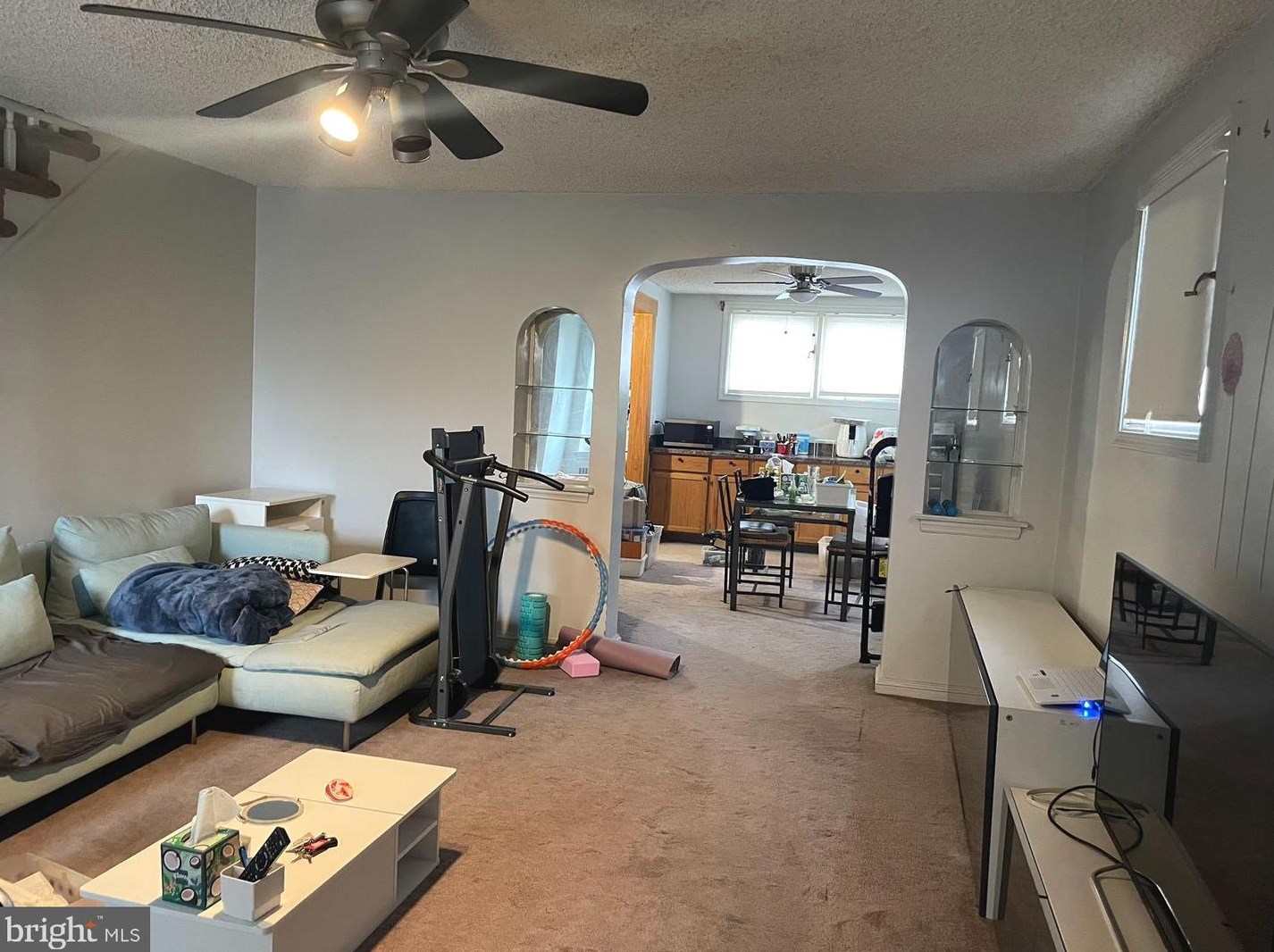 3456 Valley Green Dr, Oakview, PA 19026