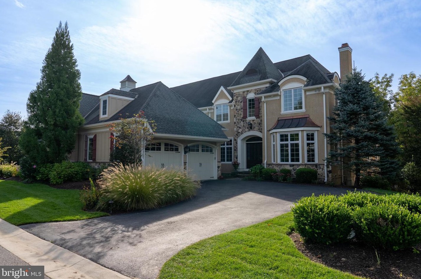 218 Valley Ridge Rd, Haverford, PA 19041