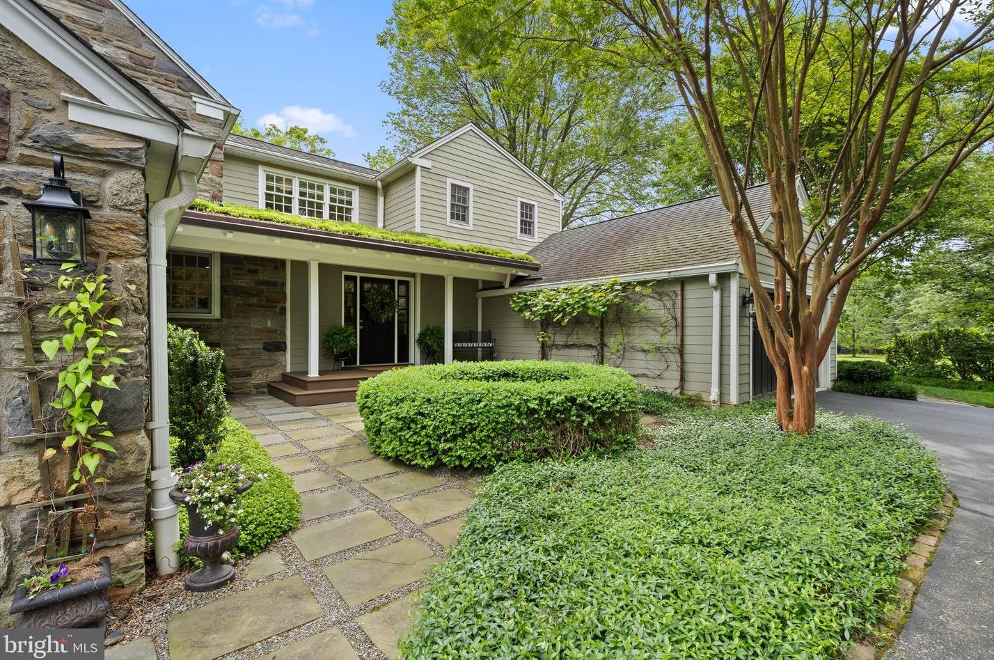421 College Ave, Haverford, PA 19041-1009