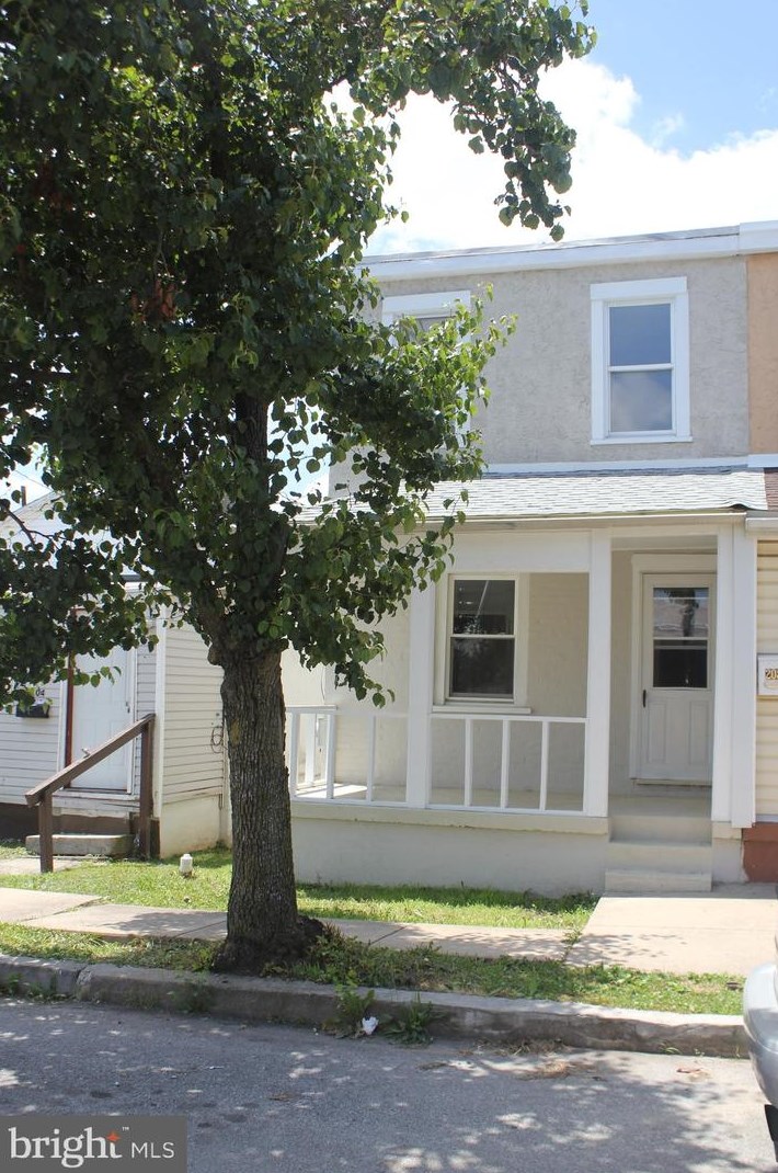 206 Wilcox St, Boothwyn, PA 19061