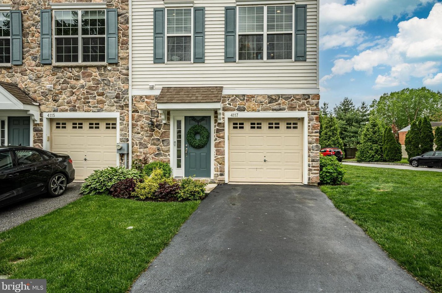 4117 Sophia Ln, Boothwyn, PA 19061-2807