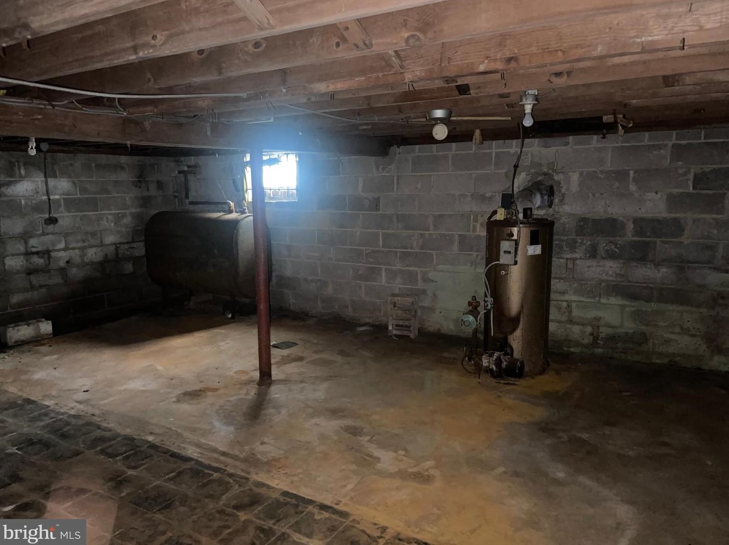 1010 Smt St, Darby PA 19023-1625 exterior