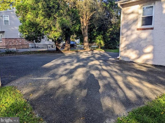 246 Knowlton Rd, Media PA 19063-4843 exterior