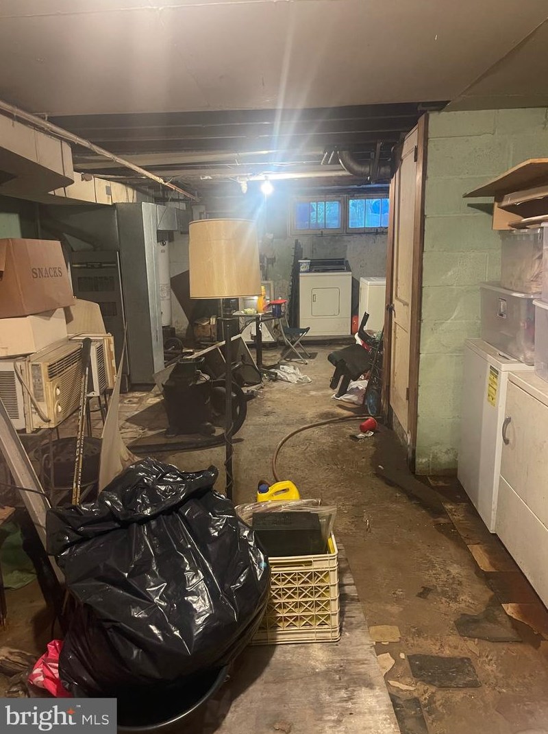 2923 7 St, Chester PA 19013-6016 exterior