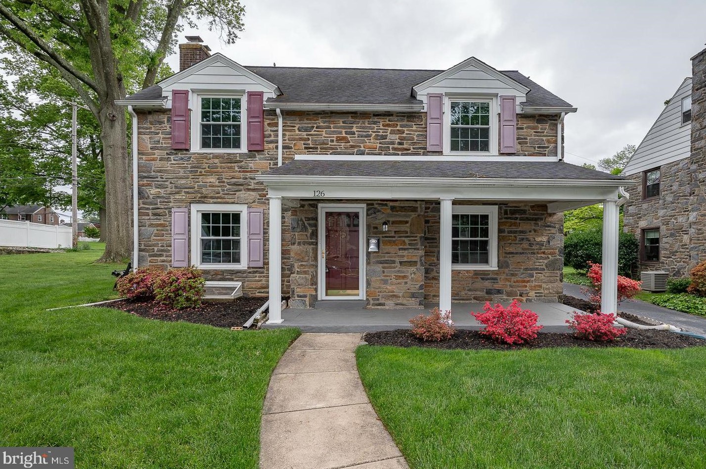 126 Fairview Rd, Coal Township, PA 19064