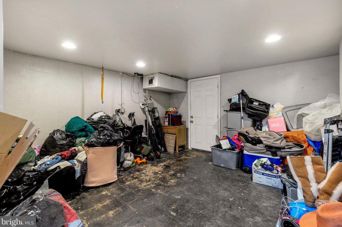 354 21 St, Chester PA 19013-4917 exterior