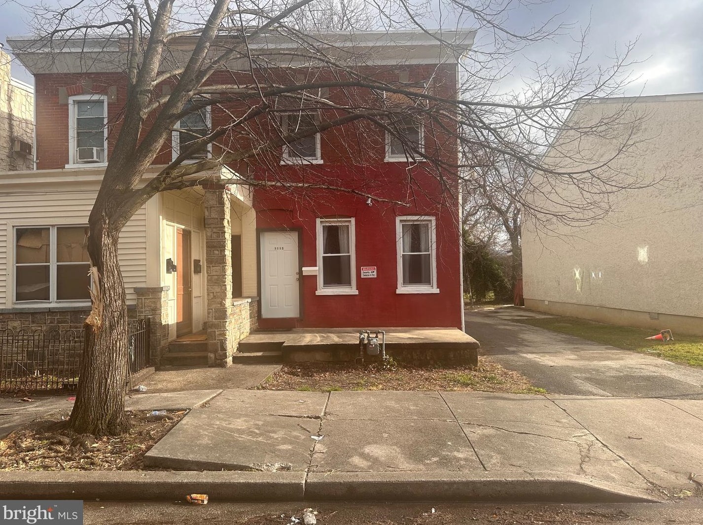 1113 Potter St, Chester PA 19013-6126 exterior