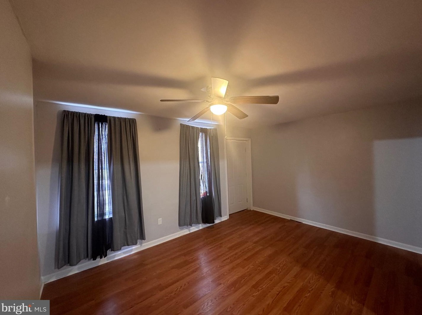 1113 Potter St, Chester PA 19013-6126 exterior