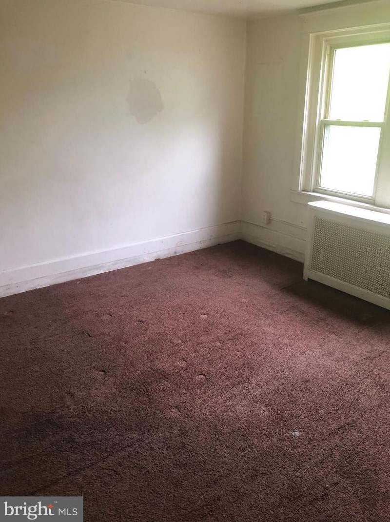 1437 Kerlin St, Chester PA 19013-3926 exterior