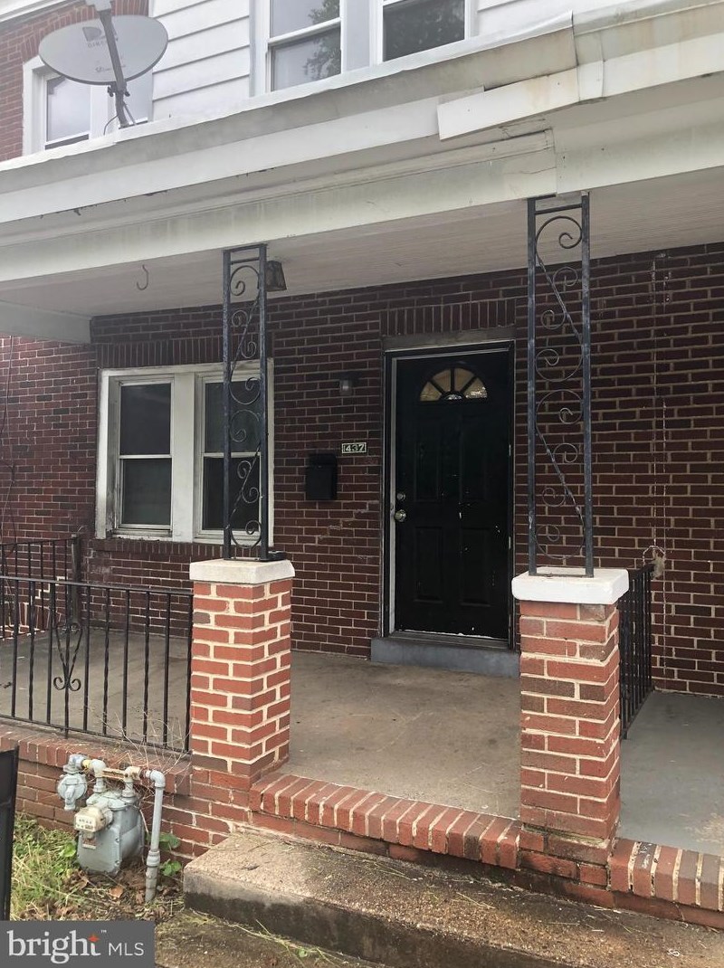 1437 Kerlin St, Chester, PA 19013-3926