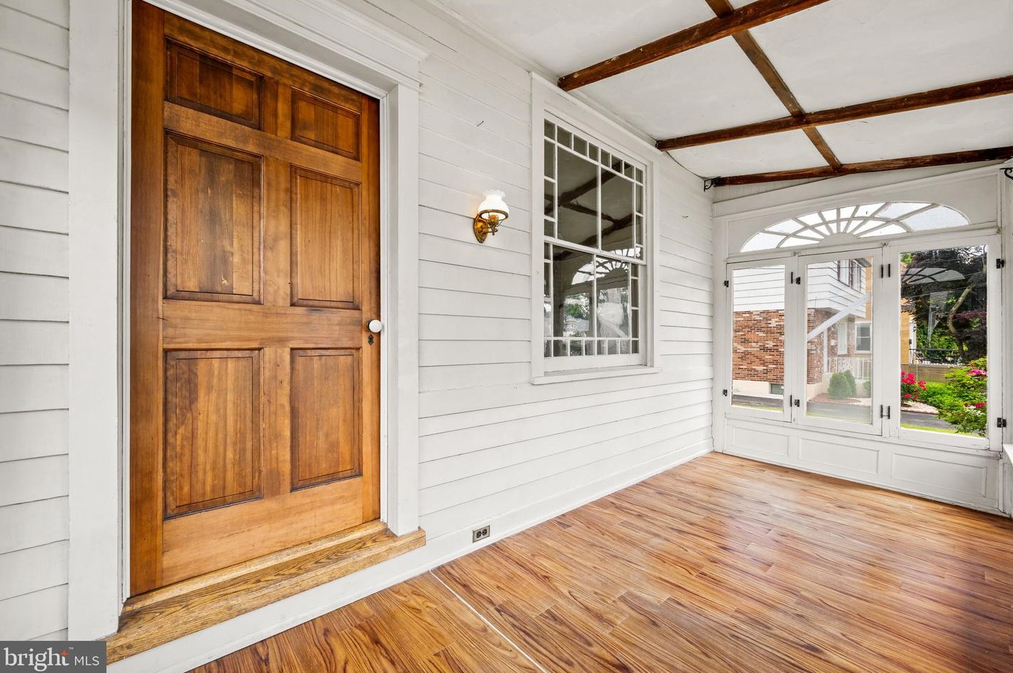 322 Ridley Ave, Folsom, PA 19033