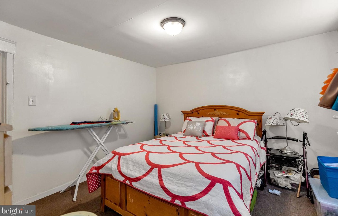 619 Littlecroft Rd, Upper Darby PA 19082-5227 exterior