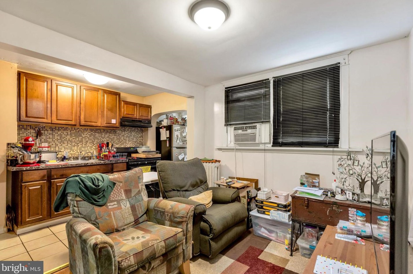 619 Littlecroft Rd, Upper Darby PA 19082-5227 exterior