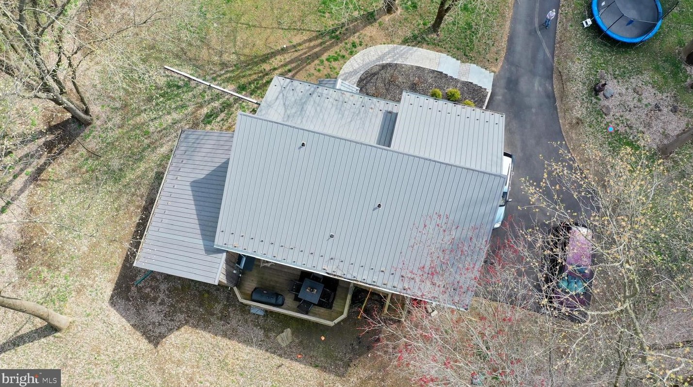 5 Paul Ln, Glen Mills, PA 19342-8804