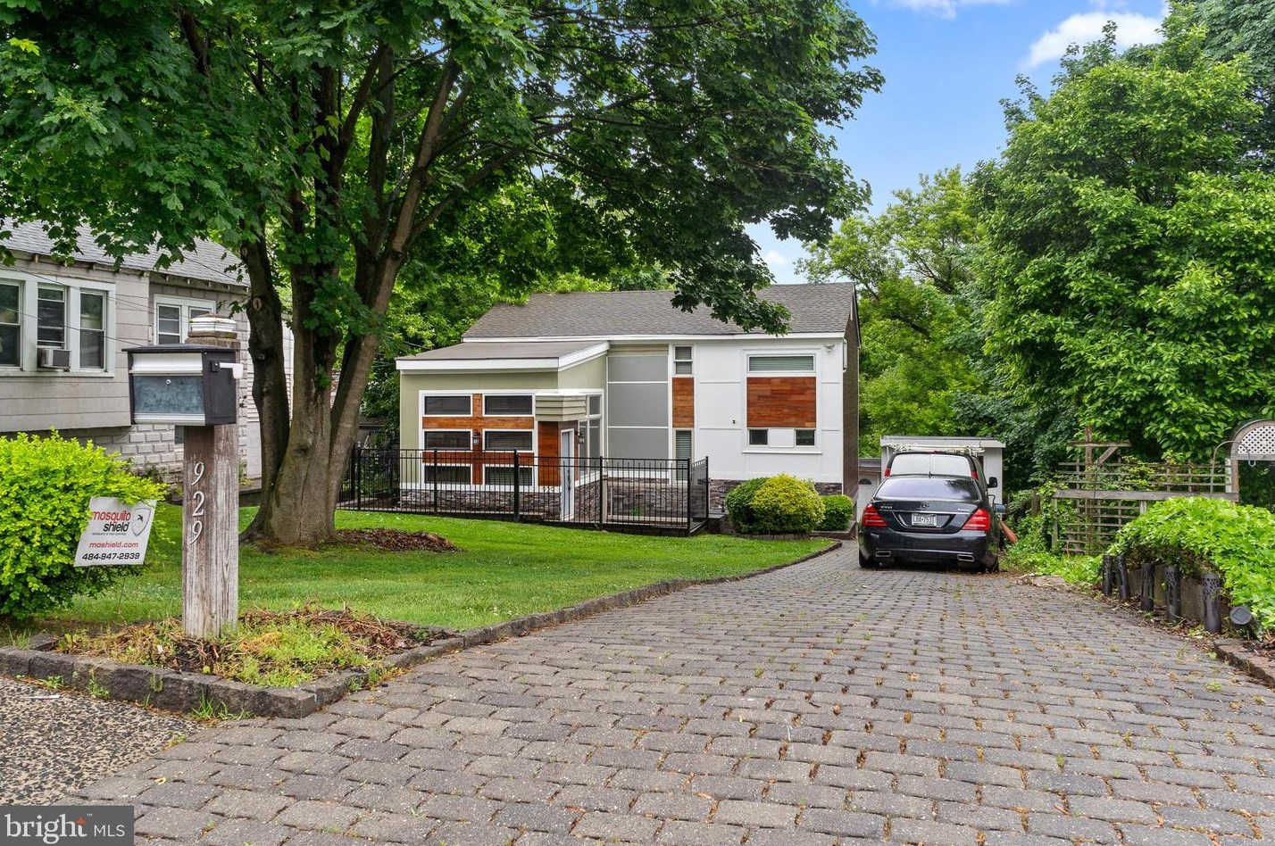 929 Sunset St, Boothwyn, PA 19061-5221