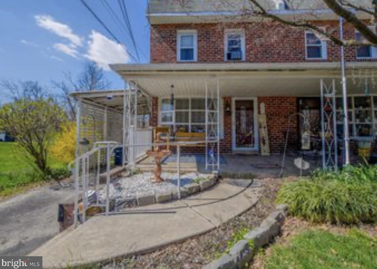 1224 Eddystone Ave, Chester, PA 19022-1315