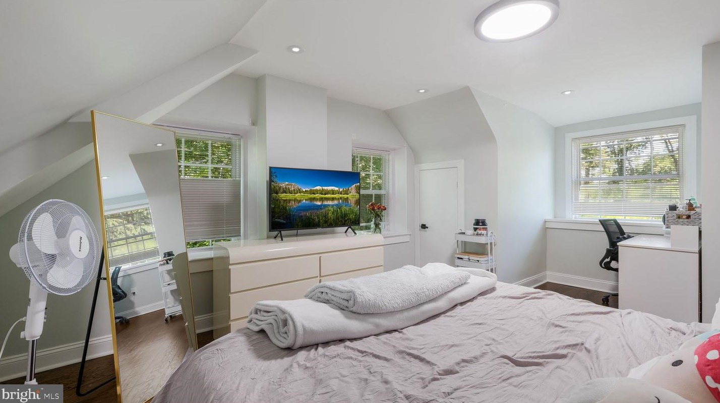 160 State Rd, Media PA 19064-1311 exterior