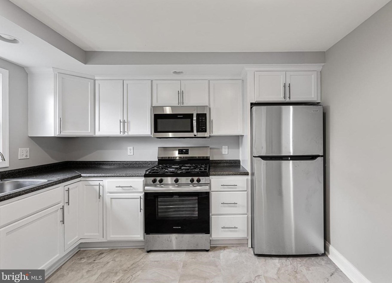 2820 10 St, Chester PA 19013-4006 exterior